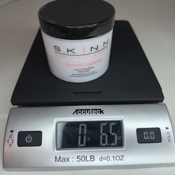 SKINN Cosmetics Essential Radiance Sugar & Shea Butter Body Polish 4.0 oz. - Picture 3 of 3